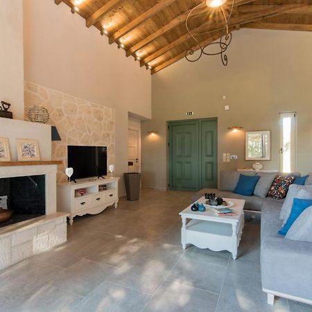Astarte Villas - Laalu Private Villa With Pool Koukounariá Zewnętrze zdjęcie